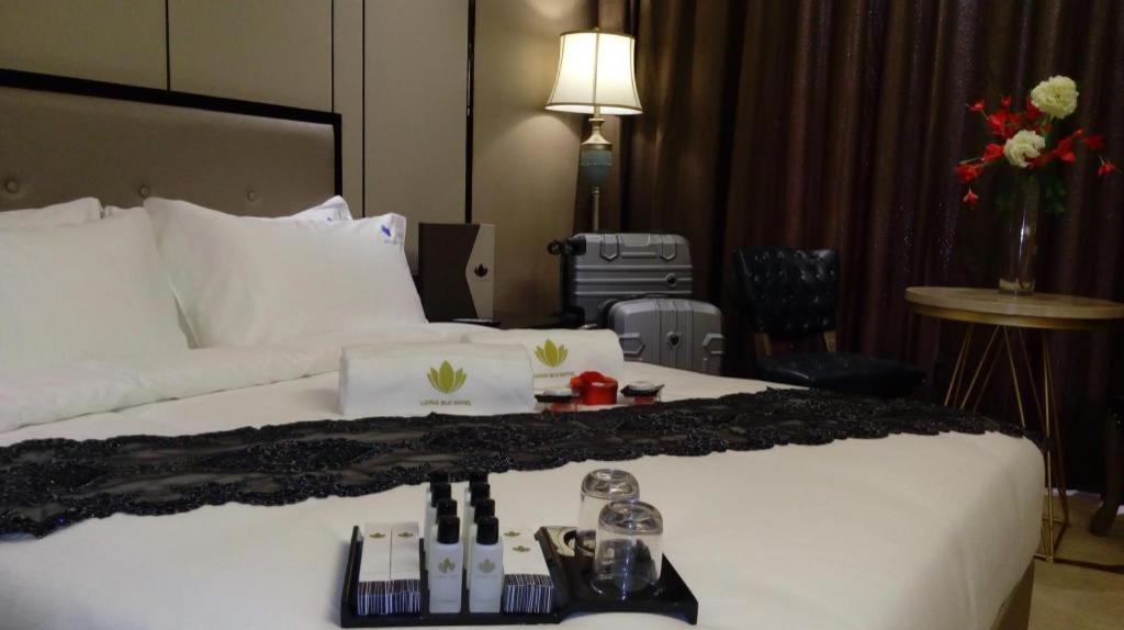 Lotus Blu Hotel Legazpi Dış mekan fotoğraf