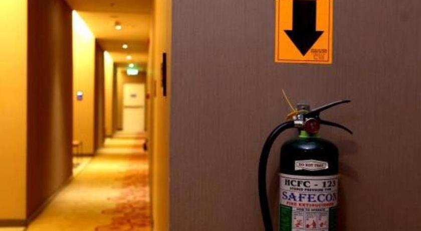Lotus Blu Hotel Legazpi Dış mekan fotoğraf
