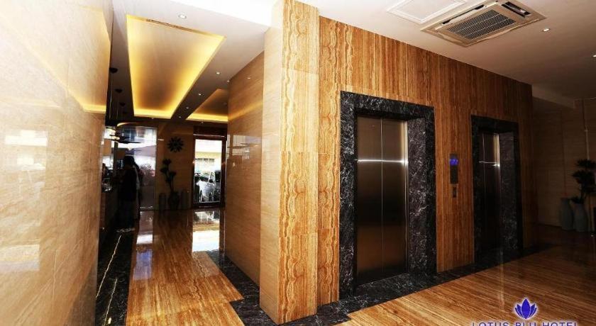 Lotus Blu Hotel Legazpi Dış mekan fotoğraf