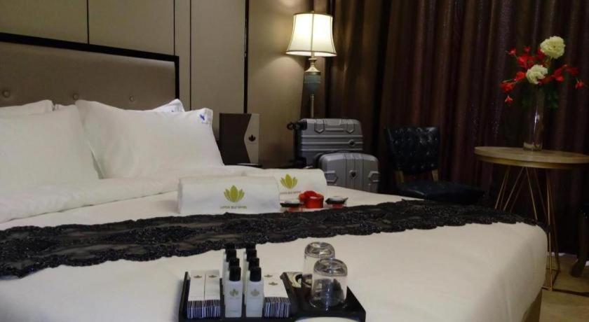 Lotus Blu Hotel Legazpi Dış mekan fotoğraf
