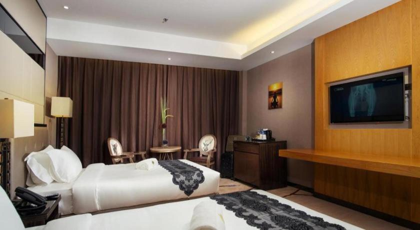 Lotus Blu Hotel Legazpi Dış mekan fotoğraf