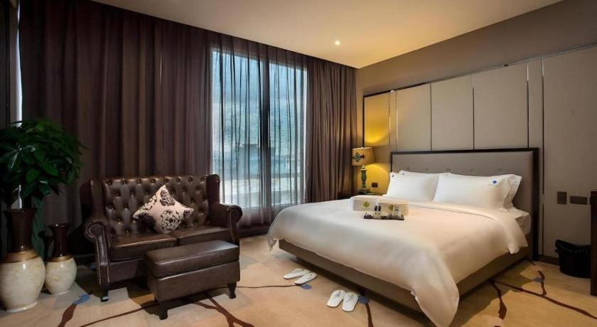 Lotus Blu Hotel Legazpi Dış mekan fotoğraf