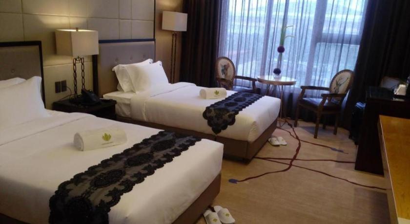 Lotus Blu Hotel Legazpi Dış mekan fotoğraf