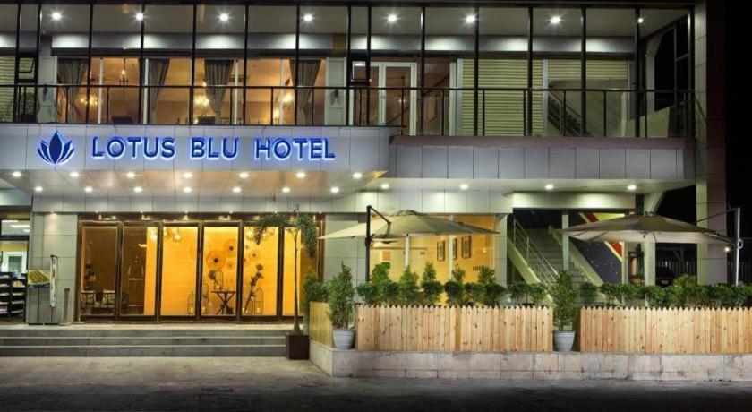 Lotus Blu Hotel Legazpi Dış mekan fotoğraf