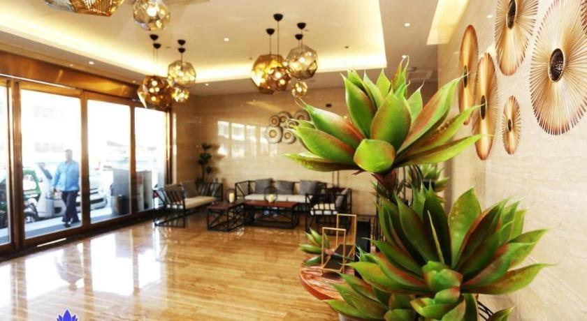 Lotus Blu Hotel Legazpi Dış mekan fotoğraf